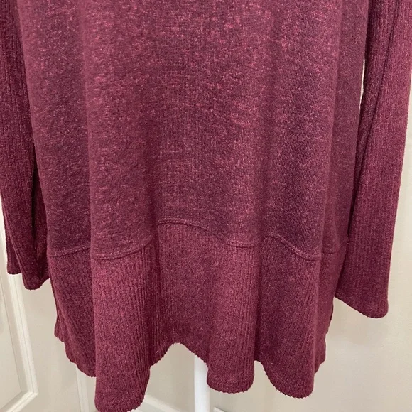 Westbound Soft Lightweight Tunic Sweater - PL - Picture 6 of 10